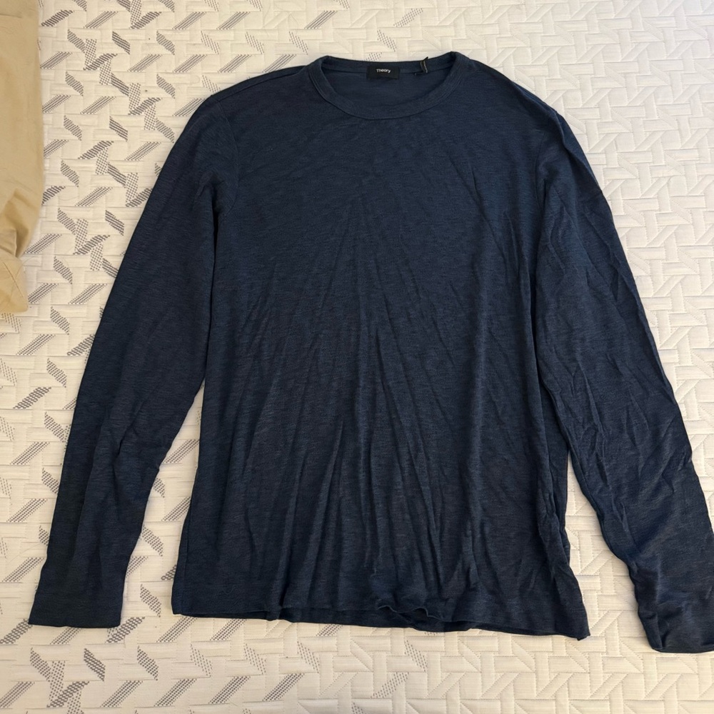 Theory men’s size XL long sleeve shirt in heathered navy